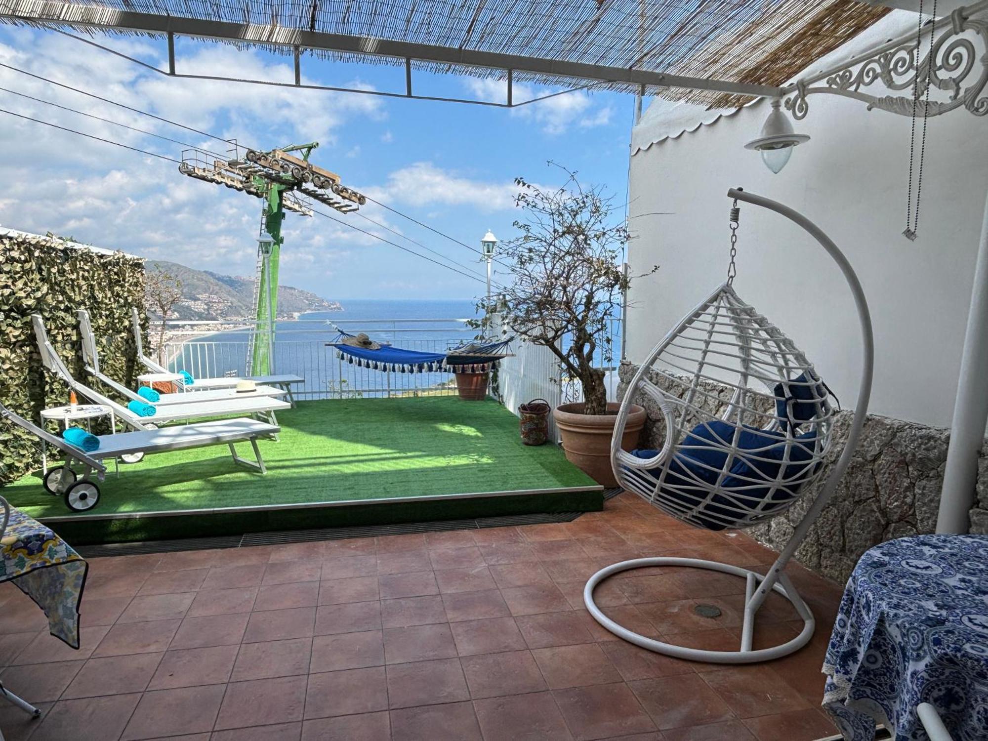 Dream View Suites Таормина Экстерьер фото