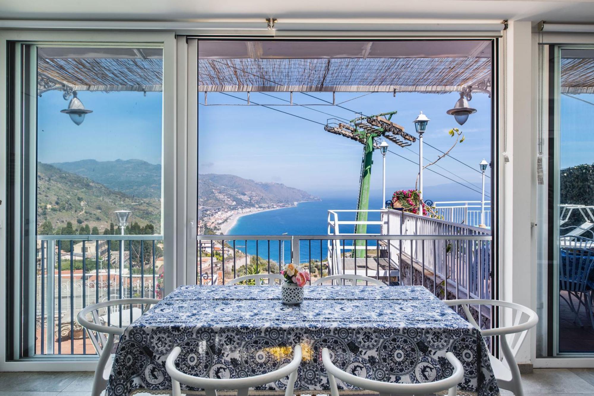 Dream View Suites Таормина Экстерьер фото