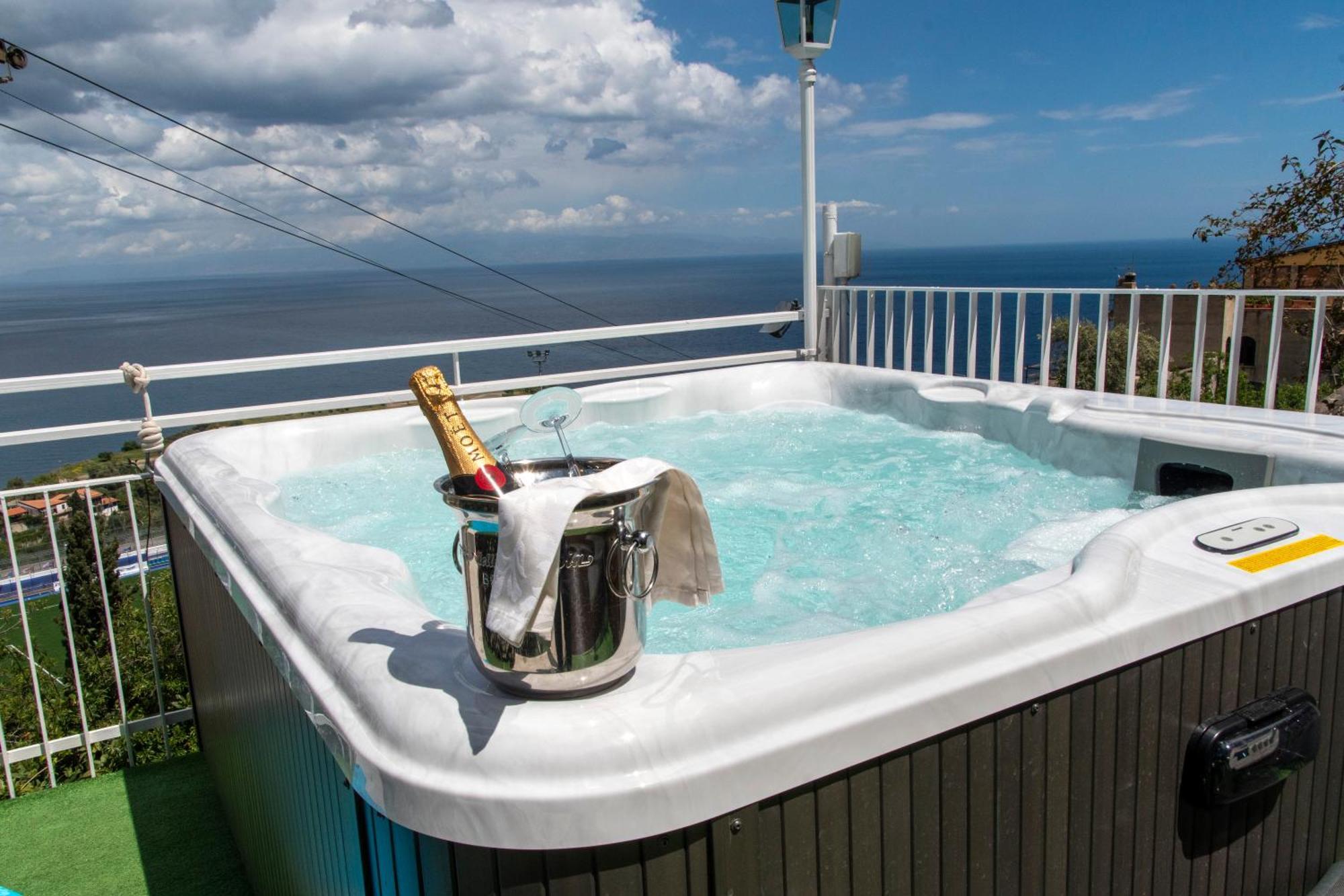 Dream View Suites Таормина Экстерьер фото