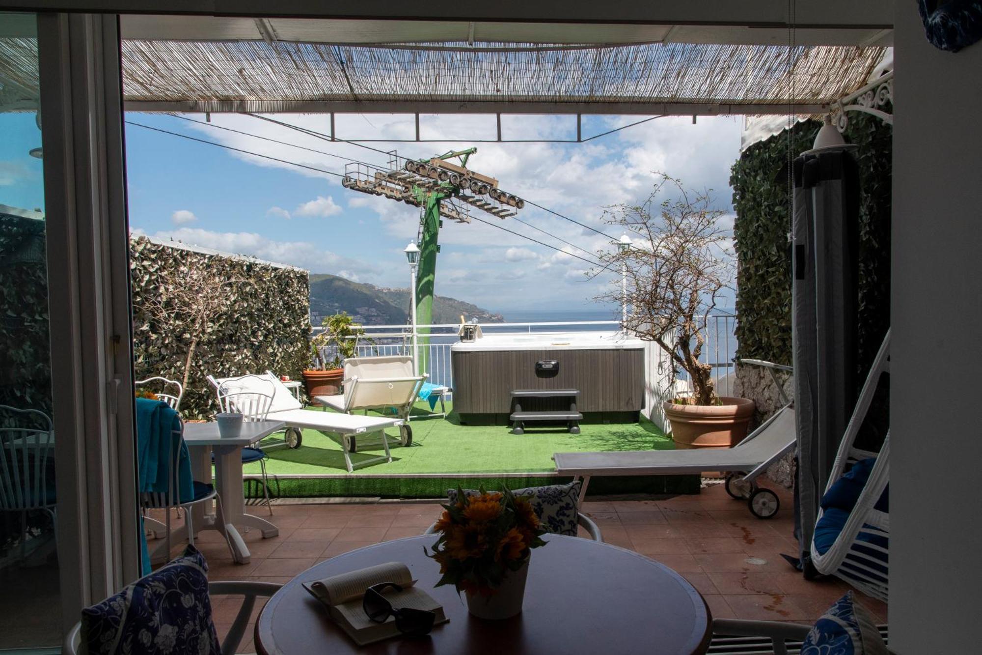 Dream View Suites Таормина Экстерьер фото