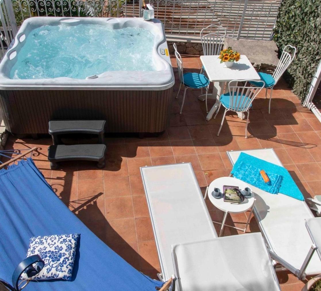 Dream View Suites Таормина Экстерьер фото